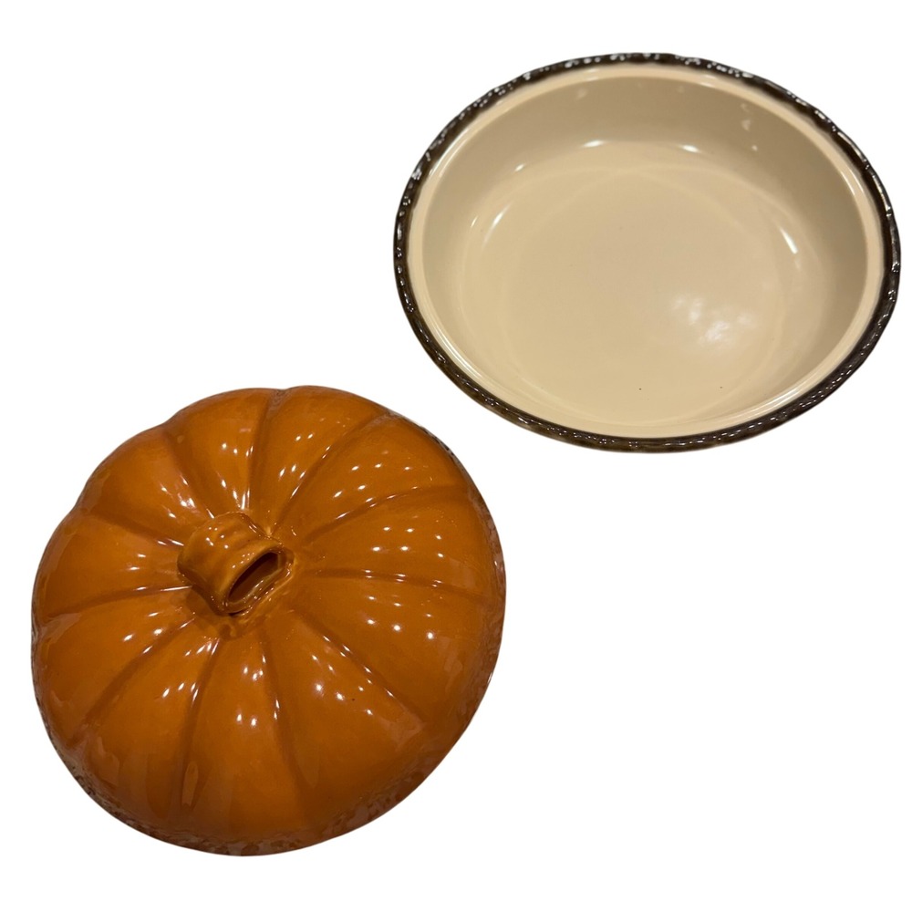 Cindy Crawford Style Pumpkin Pie Serving Dish - Oven, Dishwasher, Microwave Safe - Picture 3 of 6